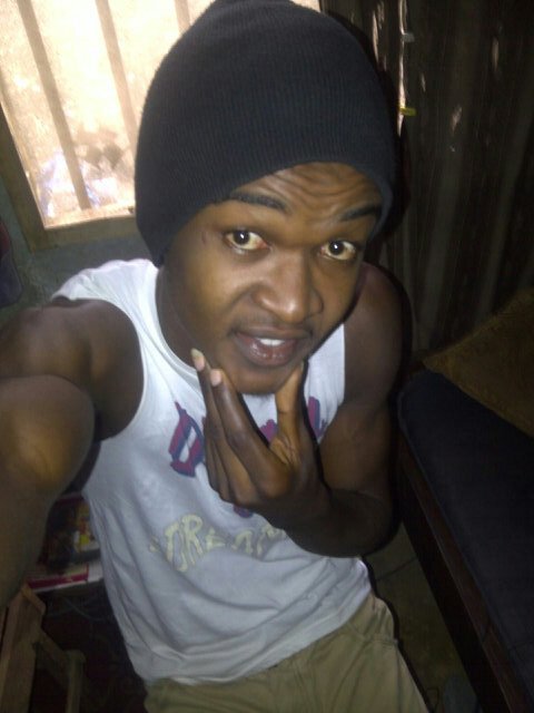 am d type of guy order RAPPERS wanna 4ck wit......,ℓ̊ smile η∂ act like nothin is wrong somtimes, it's called dealing wit shit η∂ stayin strong