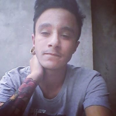 Medo de morrer.Não ligo pra isso. Não tô ligado nas novidades.Não liguei os pontos.Não liga pra isso. Não me liga.