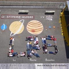 LRBtwitt's profile picture. Les gazouilles des classe d'HG du collège La Roche Beaulieu #flippedclassroom #Taco #etwinning #CNRD