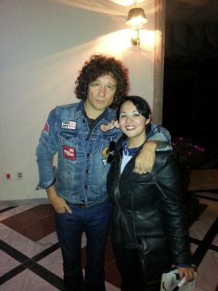 La risa y Bunbury es la mejor cura para los males