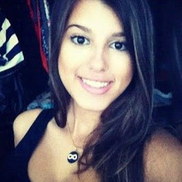 17 anos, já sou mãe (Nem vem falar mal) To levando a vida numa boa '-' Sou um pouco evangélica