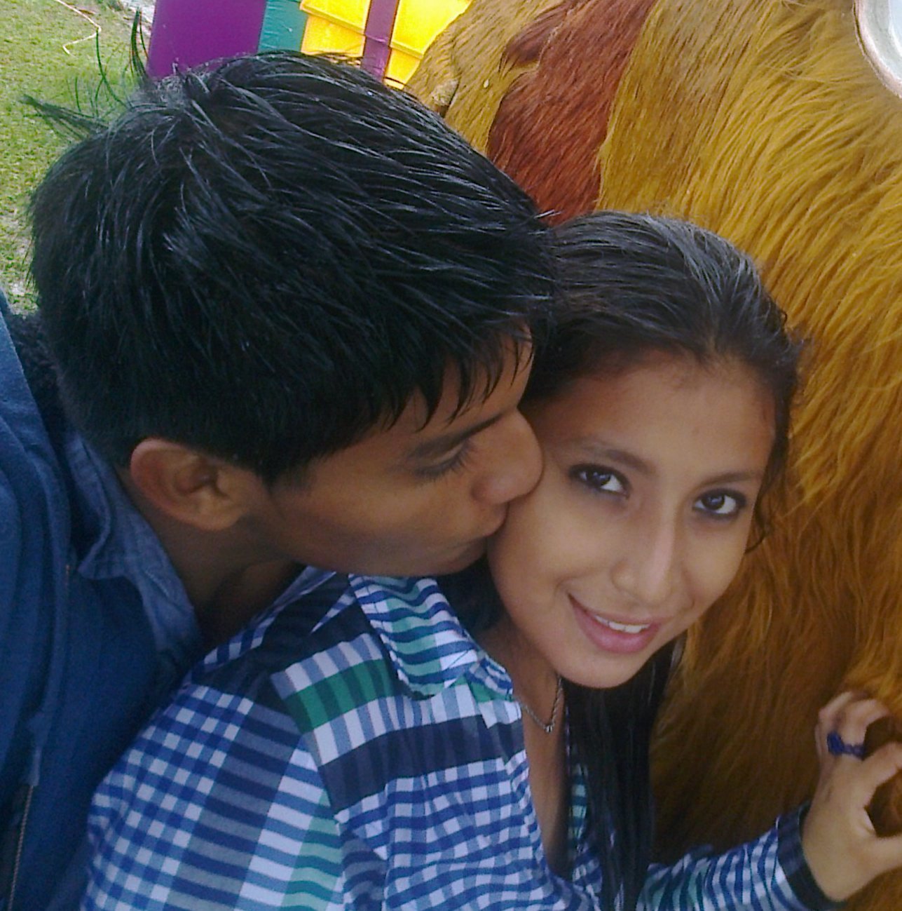lo mio es sonrreir♡♥pero atu lado