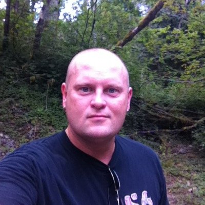 travtweets206's profile picture. Back in the banking industry and working at the World's Greatest Bank (Umpqua Bank) on Queen Anne. Come by and see me...