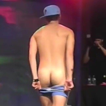 My main account: @wififorbeau
