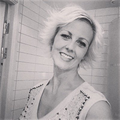 AnnaJandersson's profile picture. Mamma, byråkrat, handbollstränare o solälskare. Ogillar trångsynthet. Pratar och tycker mycket. Gillar sport, vin och älskar handboll.