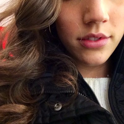 RachaelMarie33's profile picture. 