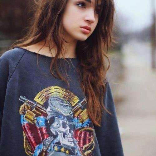 KiriakiyaC's profile picture. #teamfollowback #followme #follow