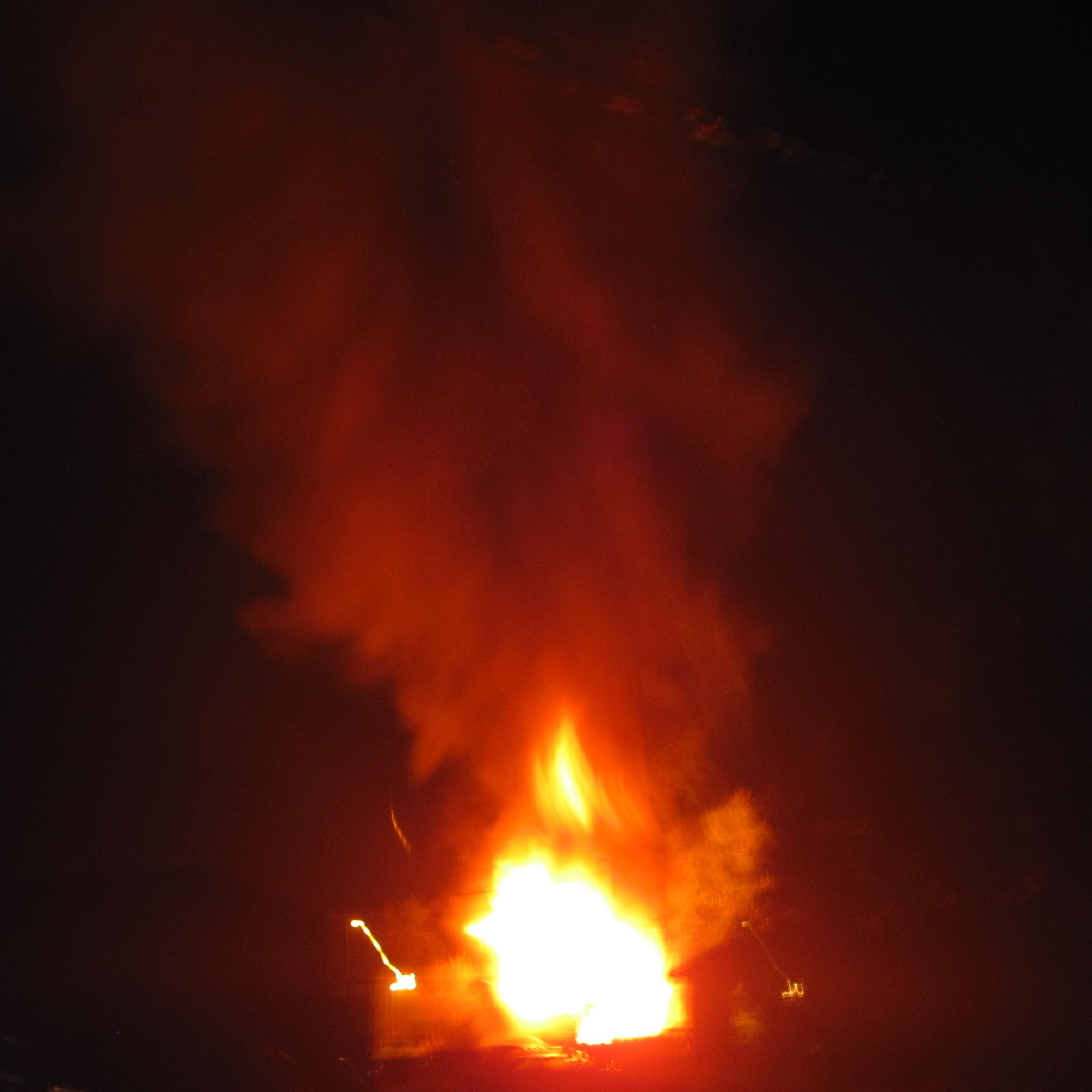 JoeBlowna's profile picture. I am who I am.. but God damnit someone has to be