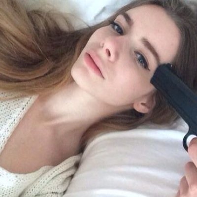 ola, eu lhe dei follow gratis agr vc poderia seguir a conta @laurenojenta ? ela esta em meta, pfvr nao ignora agradeço desde ja