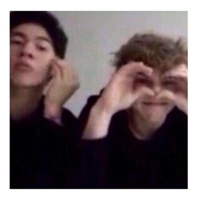 send me a selfie and ill ship you with someone from 5sos