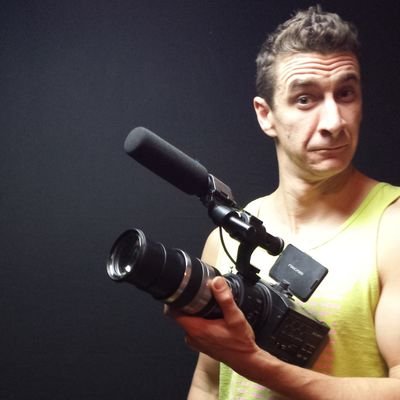 Welcome to my journey from small guy to big guy and fitness in general, this twitter account is where I put my random thoughts, enjoy ; )