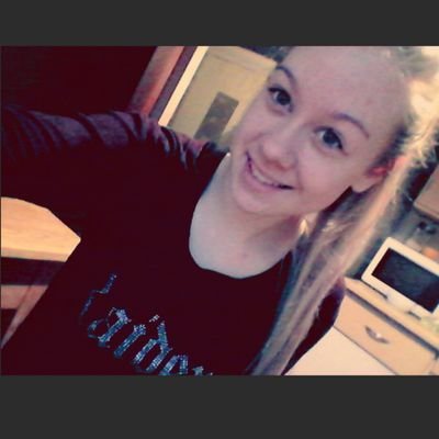 AgeAgyte's profile picture. Music is all I need♥