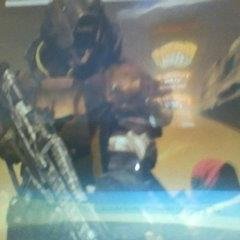 frontload1971's profile picture. 