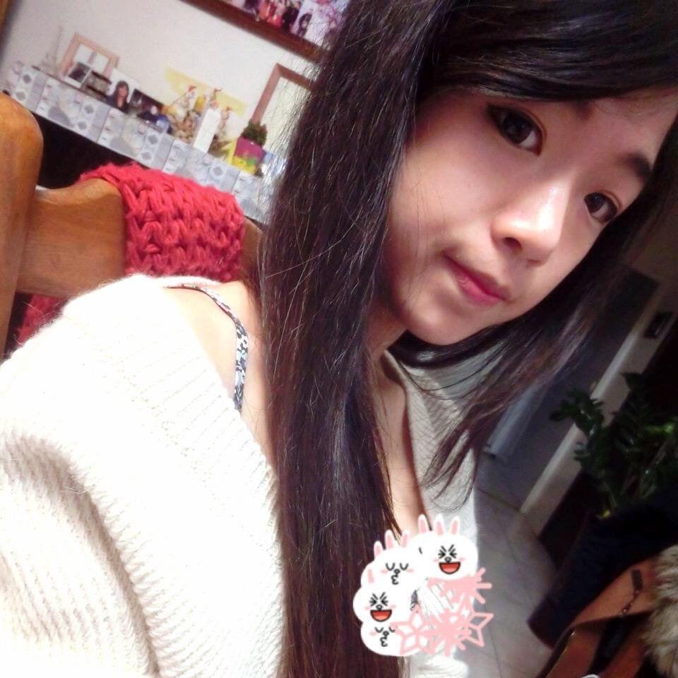Don't forget to fall in love with yourself first · #Selfie · Instagram : JennieLin_