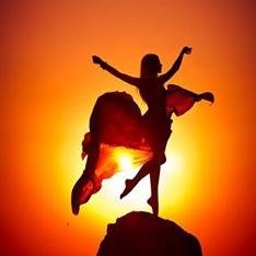 LoveAndMusicToU's profile picture. Laughter, Love, Music & Best to you :) 
Me ~ I write songs & I Love.  #SOV