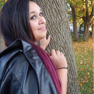 Ehhh! so im Indica and im awesome! so kik: indica_jenee and instagram: indica_jenee i love meeting new people so lets kik it!