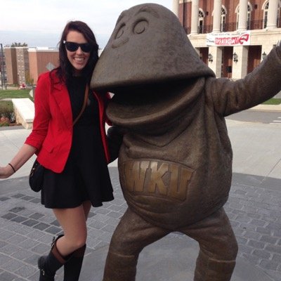 Kell_Beyl's profile picture. #WKU. be young. be foolish. be happy.