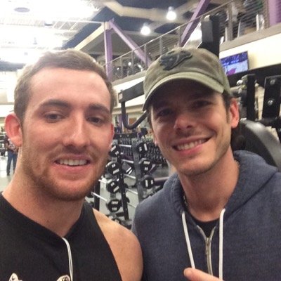 33Rjstark's profile picture. I have never been a millionaire but i would be darling at it.