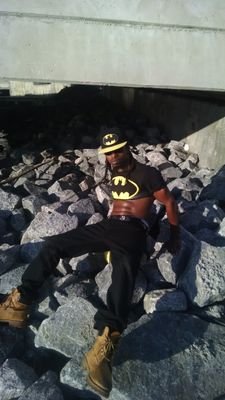 I'm male entertain for women. All over the world, from New York i live. In the Nc i put the Pressure on the game and women!!!