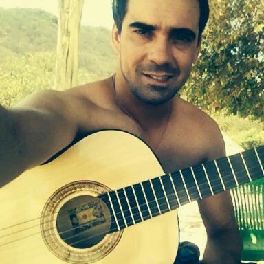 Half Spaniard, half Paraguayan. Sofia’s father. I love reading, playing guitar, & windsurfing. A writer in progress. 100% renewable energy. Opinions are mine.