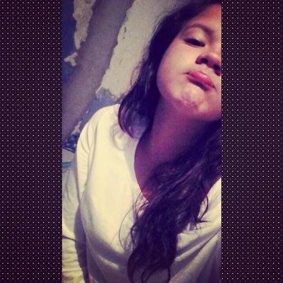 07/02 Mejor Amiga: Nicolle Rocha  Mejor Amigo: Andres Vargas   Me resbalan los malos comentarios porque de eso no como ni vivo