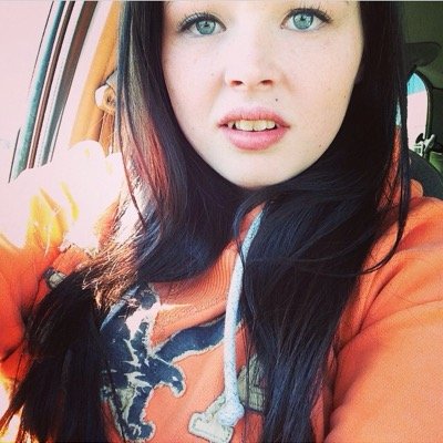 18 / tire monkey / 3 months❄️/ I get irritated fast as fuck & I can catch an attitude in 3 seconds but I'm a sweetheart for real