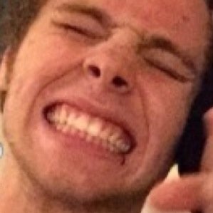 follow @luvdiscluke please !! :DDD