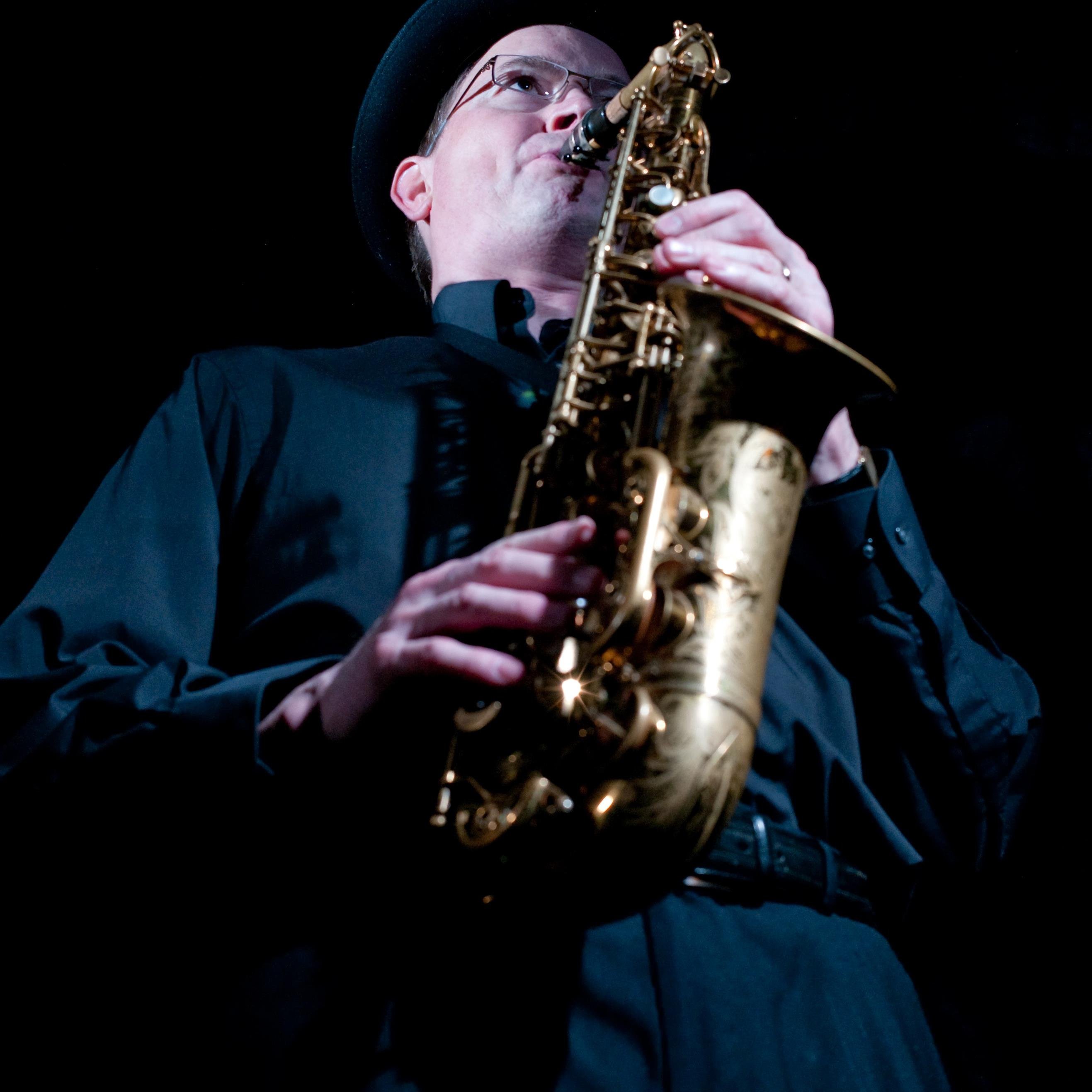 Plays the sax, clarinet, and flute, and writes software. Father, husband, dog lover. Love the great outdoors. Prefer mountain tops to skyscrapers.