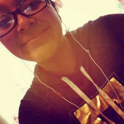 Im 14 single but crushing i love you ❤❤❤ add me kik and snapchat its the same for both mejia00100 and instagram is jailenemejia7890