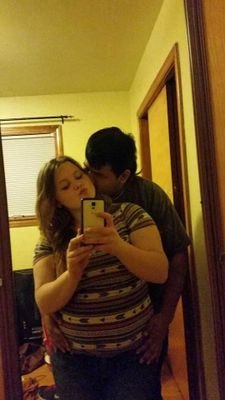 I love sports! Football, Basketball, Volleyball, Softball. I love to dance. Im 17, Follow me and ill follow you back? (: 
I keep it 100% honest though. ♥