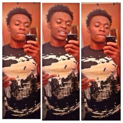 Jus tryna stay warm out here in this cold world.. Follow me doe @soturntup__ ill follow back.. # Team iphone✌