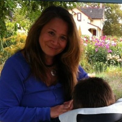 Entrepreneur o/o Please Be Seated Chair Massage Champion of Natural Stress Relief Love my man, my kids, my life.
