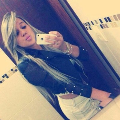 Aqui é tudo intenso, desde o amor ao desprezo ✌