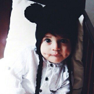 احد يلقى بشر مثلك  وماتحلا / سنينه ؟ ♡