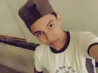 não leve a vida muinto á serio, afinal você não vai sair vivo dela.  whatsapp: (86) 9526-5141
