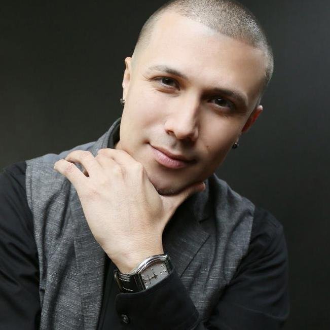 YoBoyDUB's profile picture. RADIO HOST OF THE NIGHT SHOW ON @Q97fm  FROM 7-12AM IN FRESNO, CALIFORNIA - CLUB/EVENT HOST - LISTEN LIVE ON http://t.co/L2JbYcxJIL http://t.co/wwTbvBs3zp