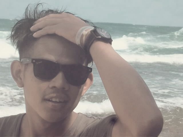 Liane bersandiwara aku opo anane :D | live life the way it is and be yourself. | pin : 28F81430