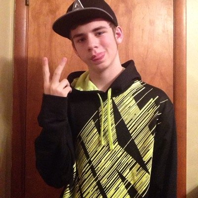 FOGFannyPack's profile picture. FOG Clan is my Family and I respect them, I play baseball and play xbox360. I'm a good player at least i think so... add me if u want FOG FannyPack