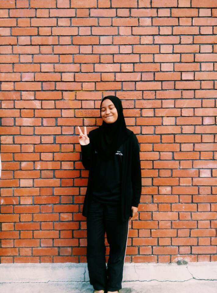 Huzmaira_'s profile picture. 15