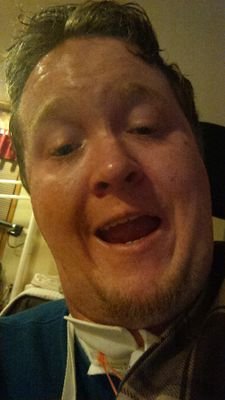 I play power soccer have an associate's degree in computer graphics don't know how to use Twitter