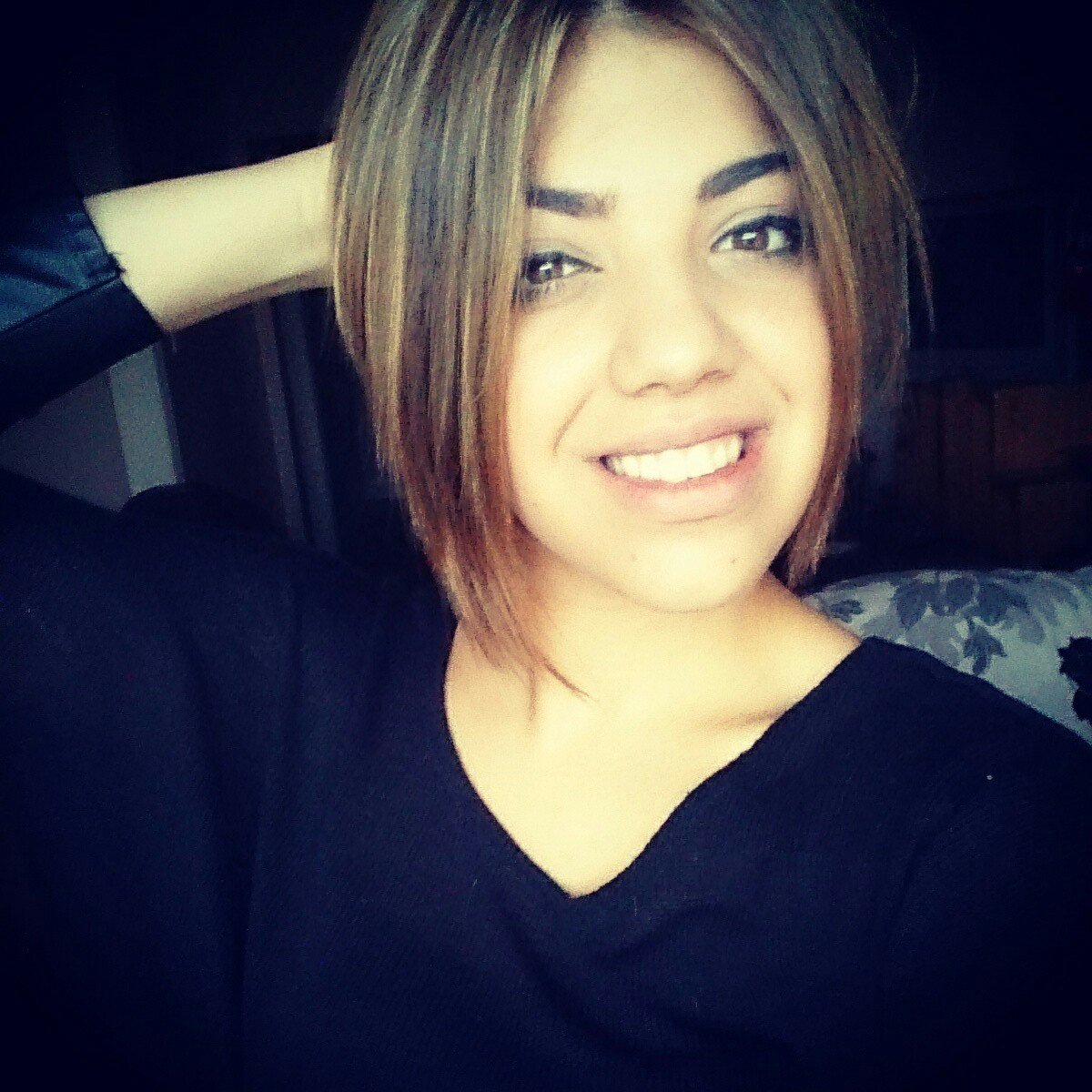 faypanariti's profile picture. hairstylist