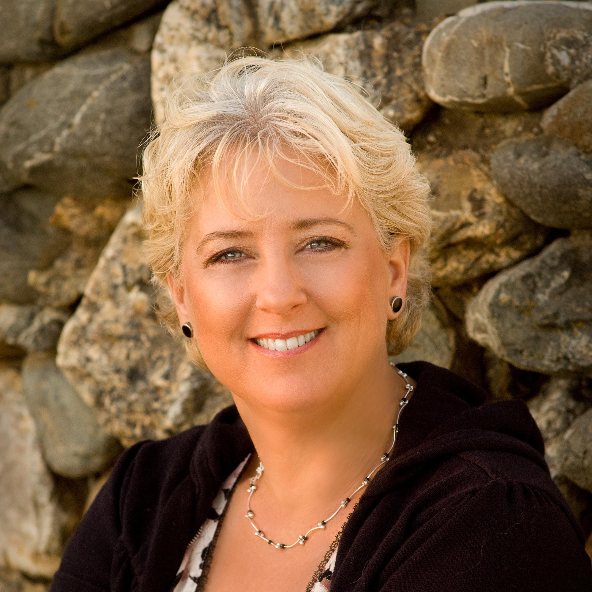 I write mysteries, cozy and paranormal: Liza Wilcox Series, Get Away Diner Series and Spirit of Consequence.
