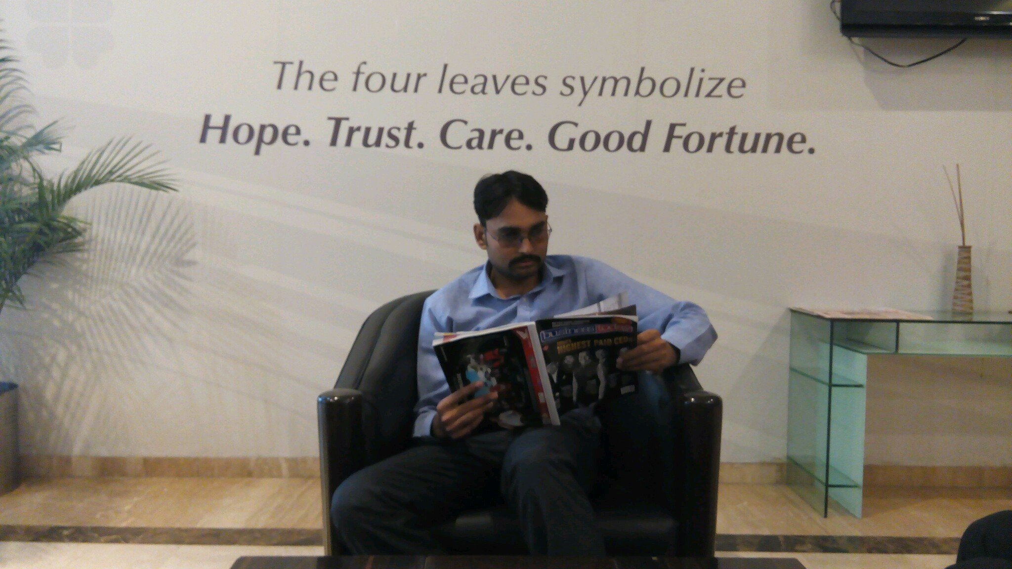 I am  investment banker,trader stock&commodities adviser...............