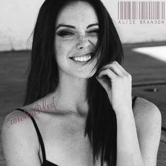 AliUnshackled's profile picture. Because I'm mouthy as fuck. :: OOC for @CriminalAllure || #CT