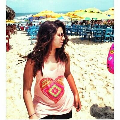 Sonhar, nunca desistir Ter fé, pois fácil não é e nem vai ser  Tentar até se esgotar suas forças