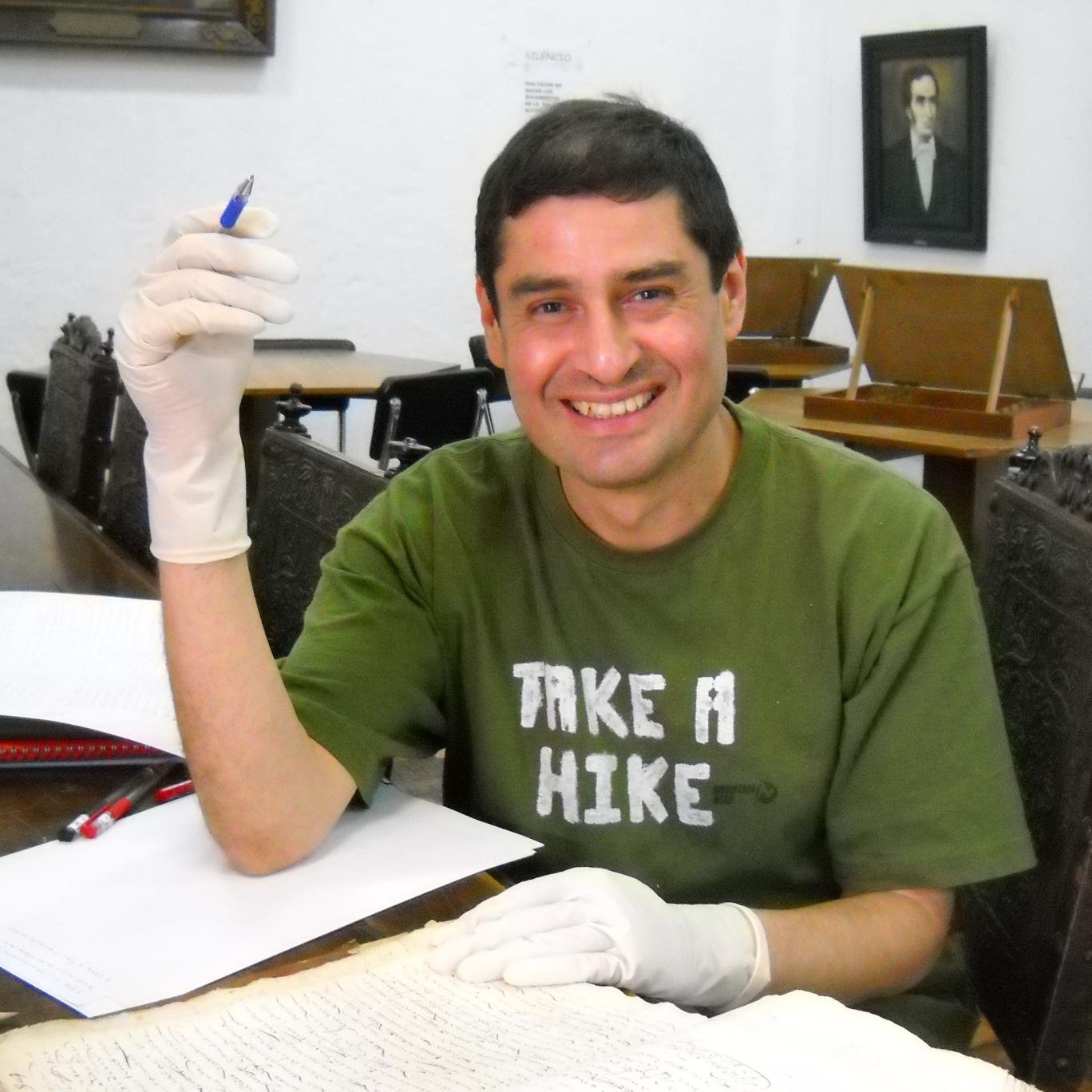 He estudiado Derecho y me dedico a la investigación socio-jurídica. Un saludo a todos/as!