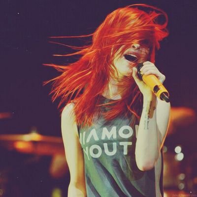 Libros, bandas, fútbol, series y famosos. ▲ Sigo todas las cuentas de fandoms, si no, pide follow. |