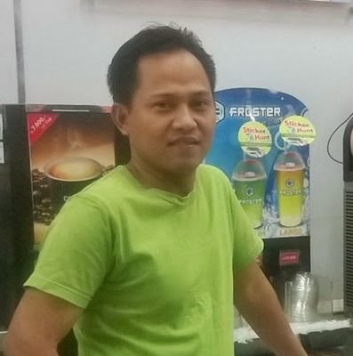 tetap semangat tuk jalani hidup,apapun yg terjadi,,,,,