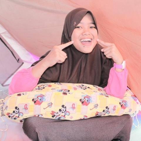16-010-091-6 || Cirebon , 03 Juni 1999 || SMPN 1 Ciledug || Che_di2Resca || Prajasti 14 || SMAN 1 Bababakan || Luar Biasa ;)