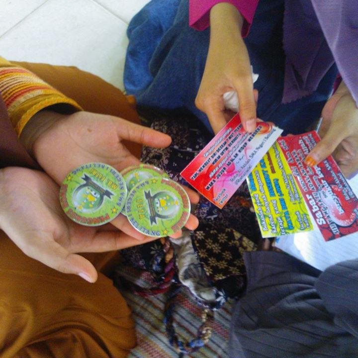 29 Desember 1997 || SMA N 1 Belitang || ISLAM must be more than this... -_-   ( •̃͡-̮•̃͡)( •̃͡-̮•̃͡)